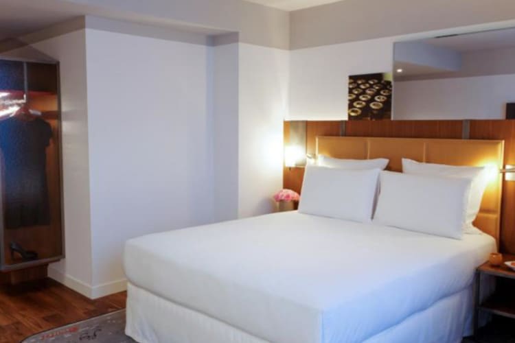 Superior Twin bed